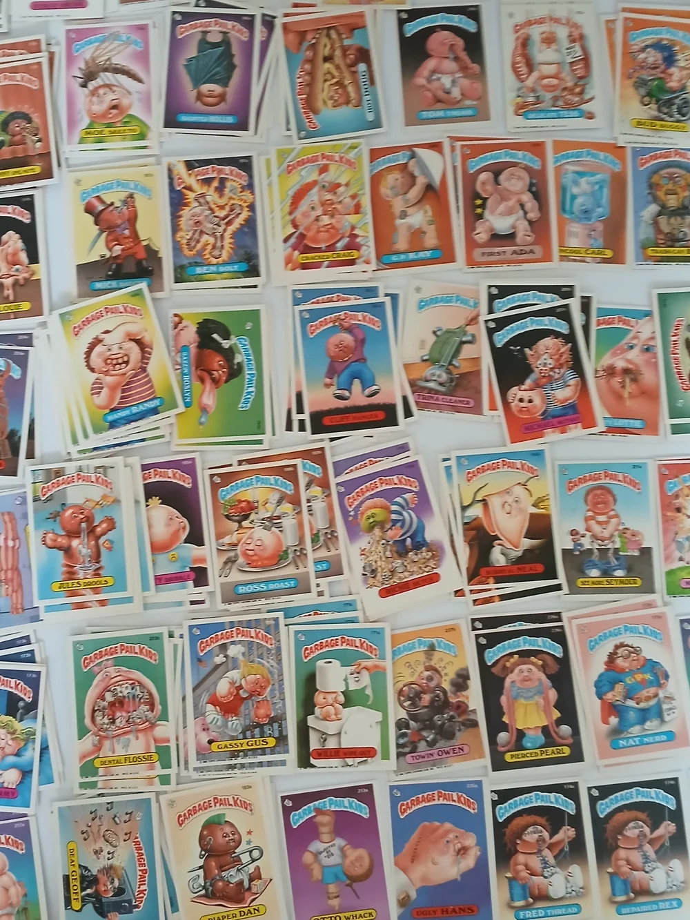 Garbage PAIL KIDS CARDS!